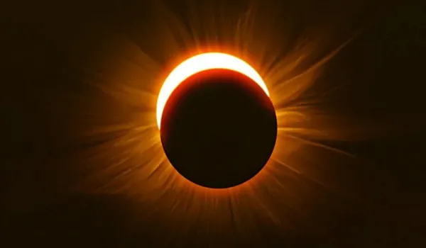 Surya Grahan 2022: नजर आया साल का आखिरी सूर्य ग्रहण, अमृतसर में दिखा सबसे पहले